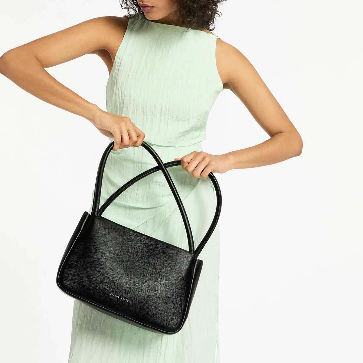 LIGHT OF DAY BAG | BLACK