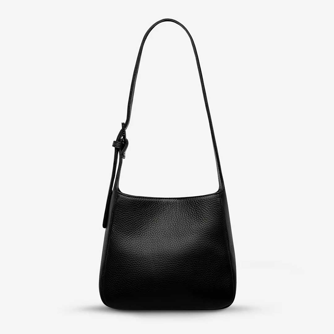 Slipping Away | Black