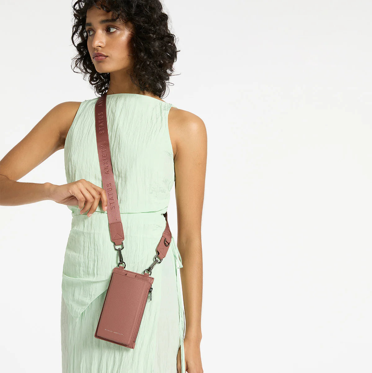 Voyager | Dusty Rose