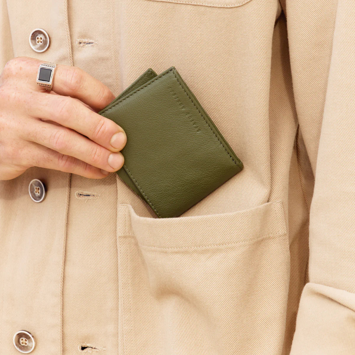 Noah Wallet | Khaki