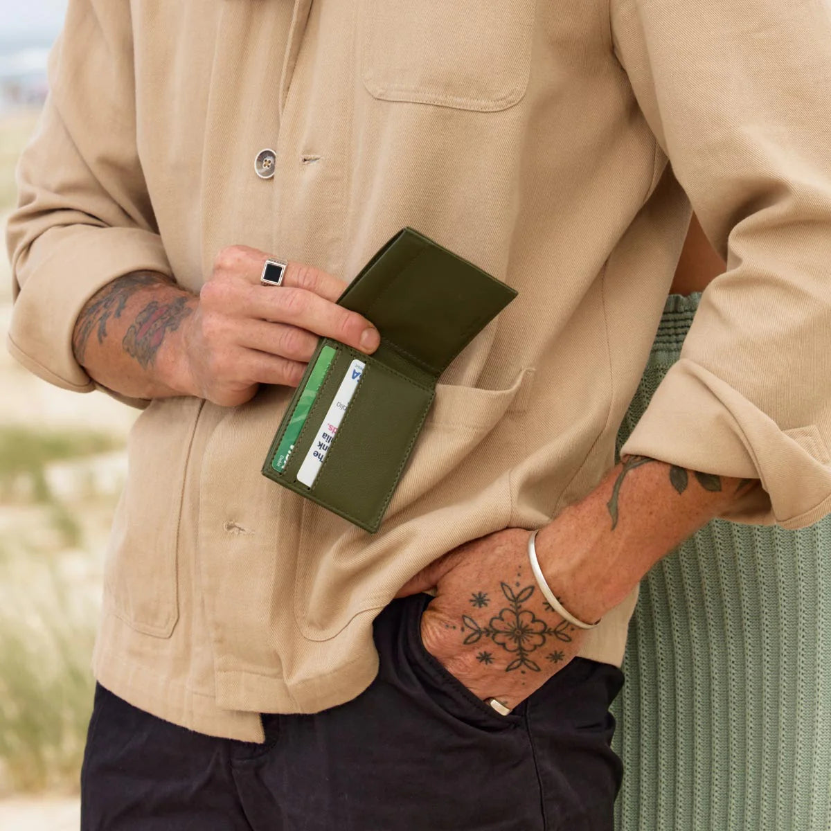 Noah Wallet | Khaki