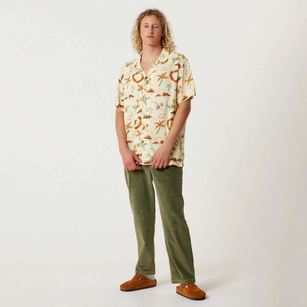 Islands Resort Shirt | Butter