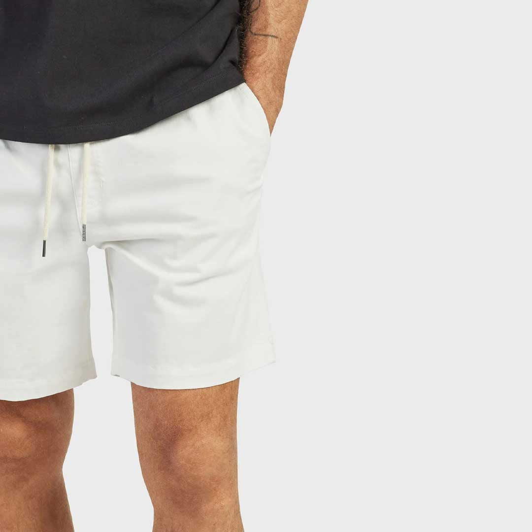 Volley Short | White