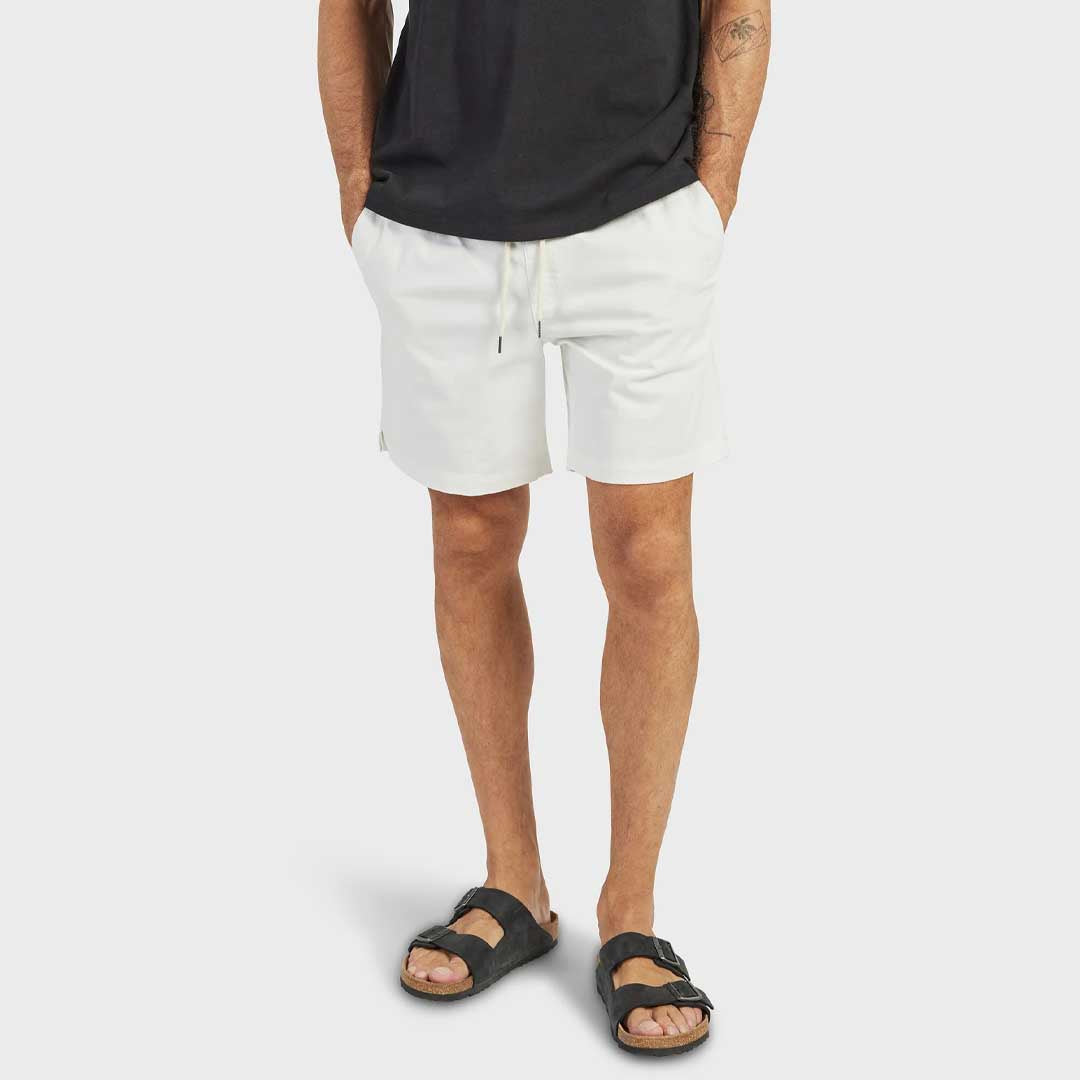 Volley Short | White