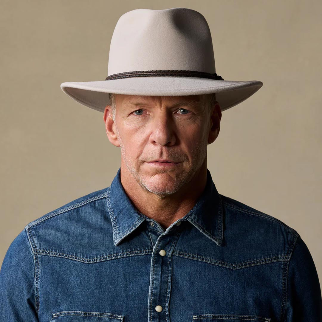 Traveller | Light Sand