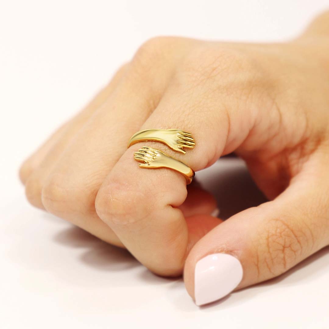 Hug Ring | Gold