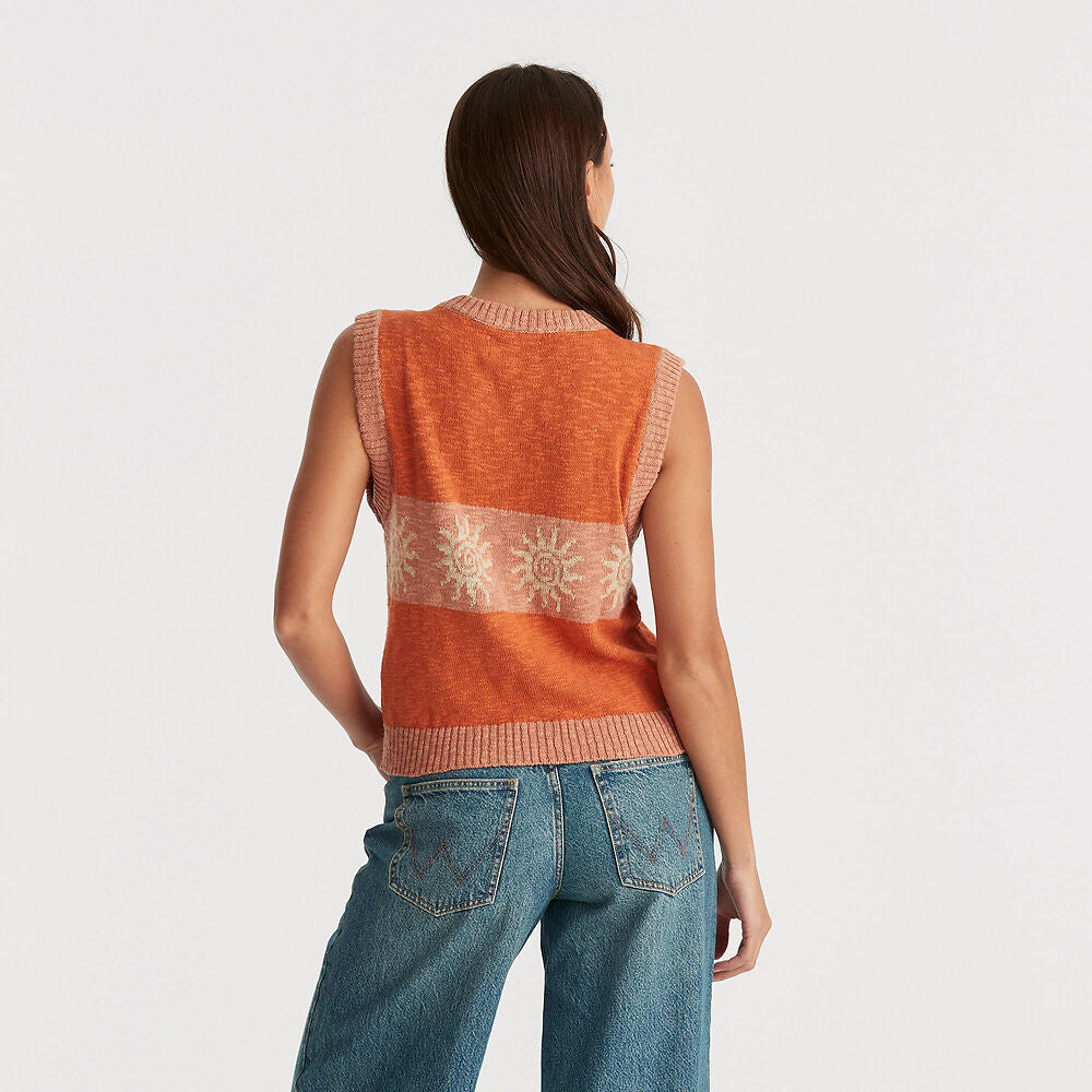 SUN SPIRAL KNIT VEST | SUNBAKED