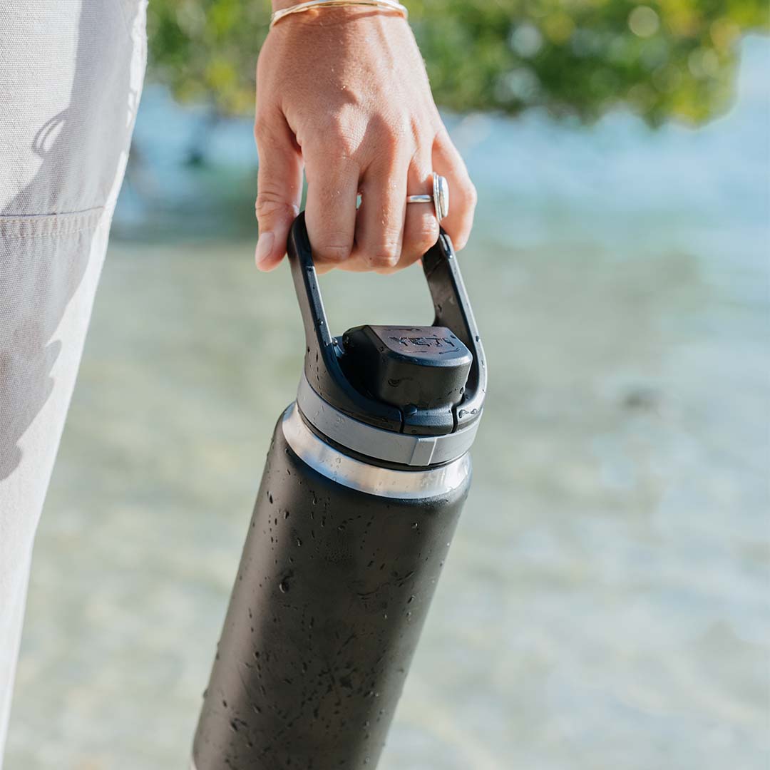 Rambler 26oz (760ml) Flip Chug Bottle | Cape Taupe