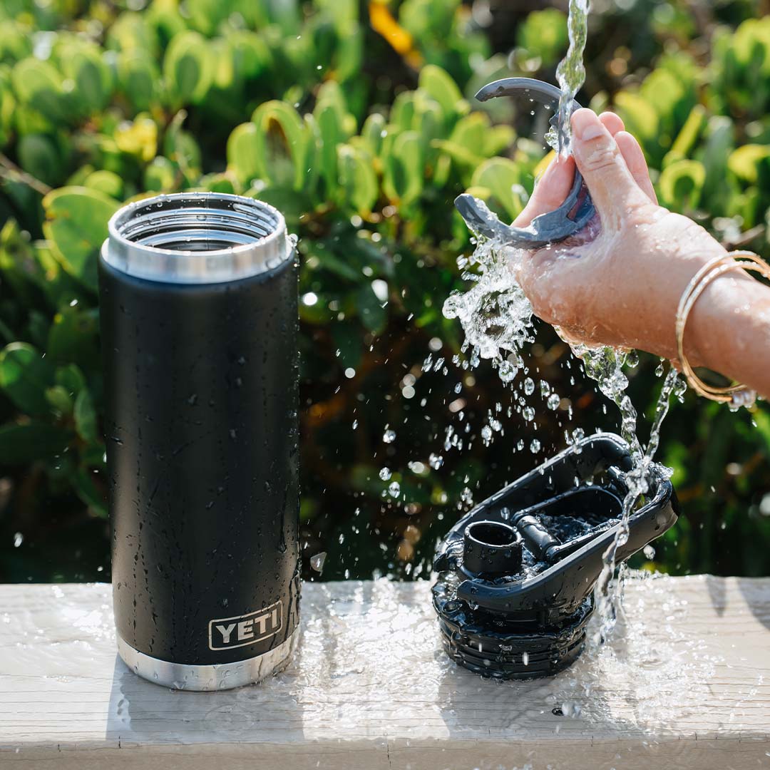 Rambler 26oz (760ml) Flip Chug Bottle | Cape Taupe