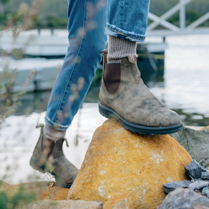 585 ELASTIC SIDED BOOT | RUSTIC BROWN