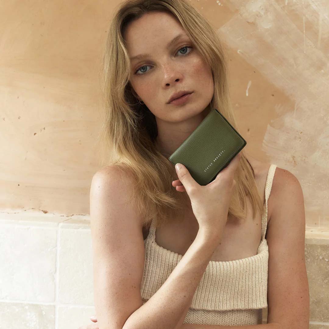 EASY DOES IT | KHAKI