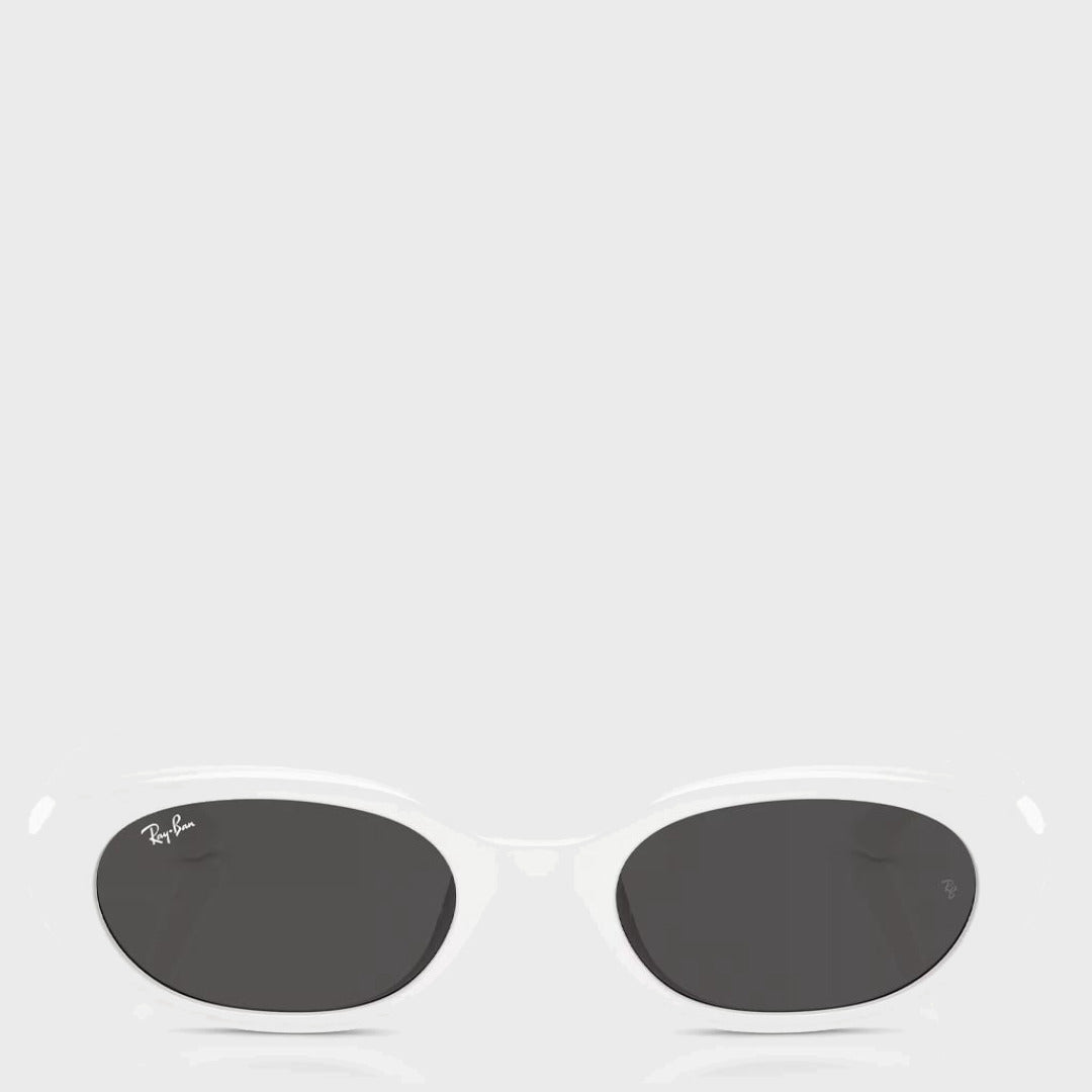 RB4441D | White