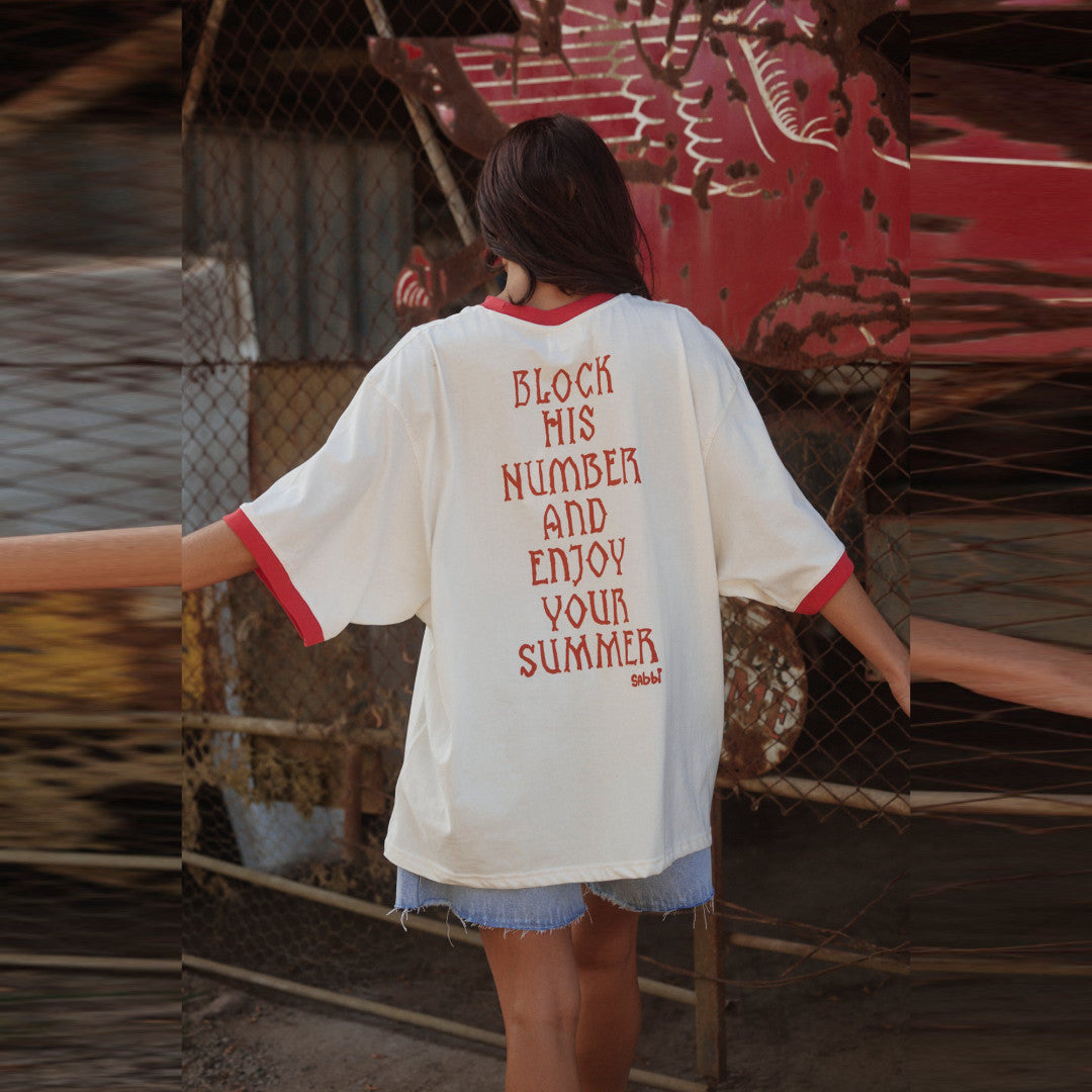 Very Oversized Cowgirl Outlaw Tee | White — view 2
