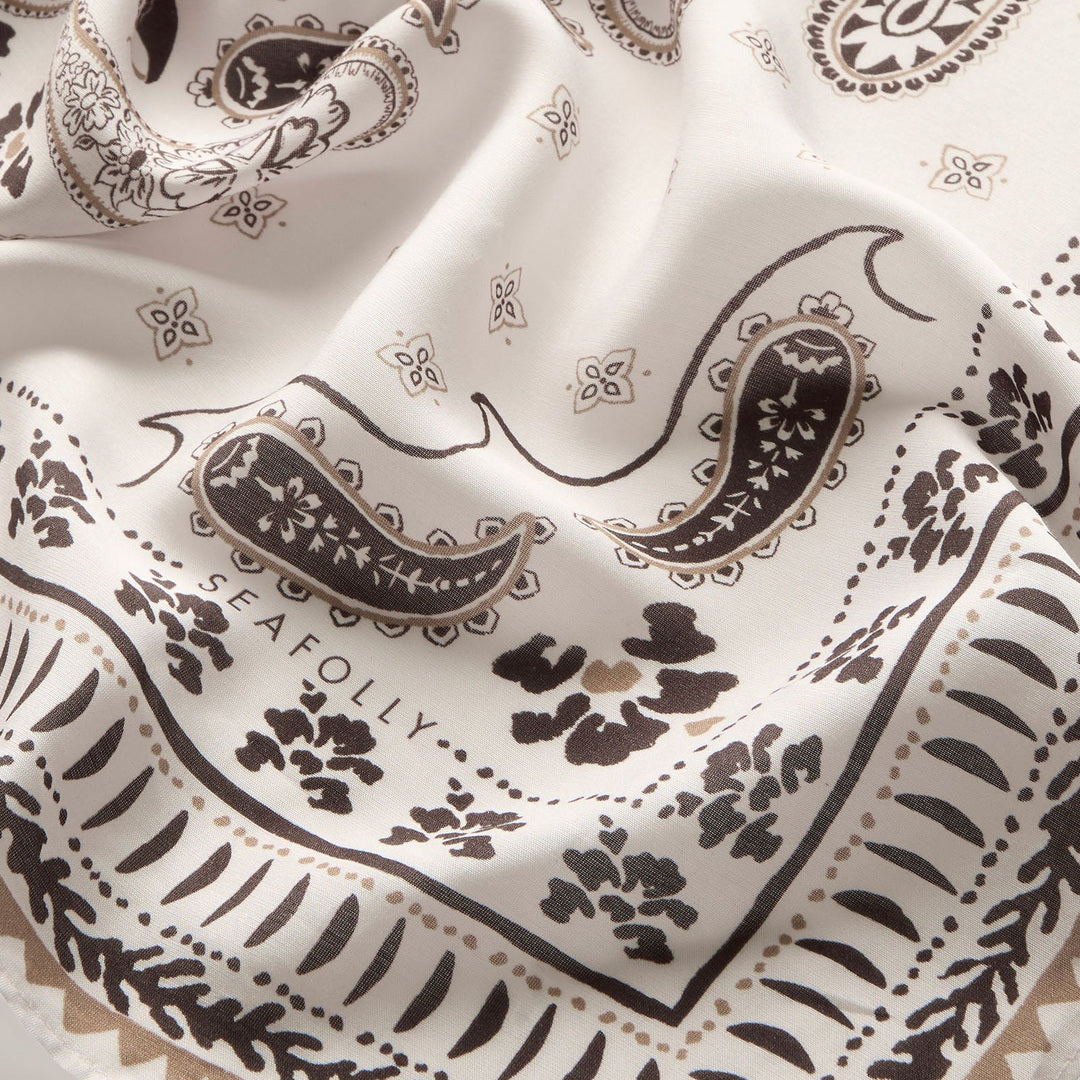 Drift Club Bandana Scarf | Vanilla