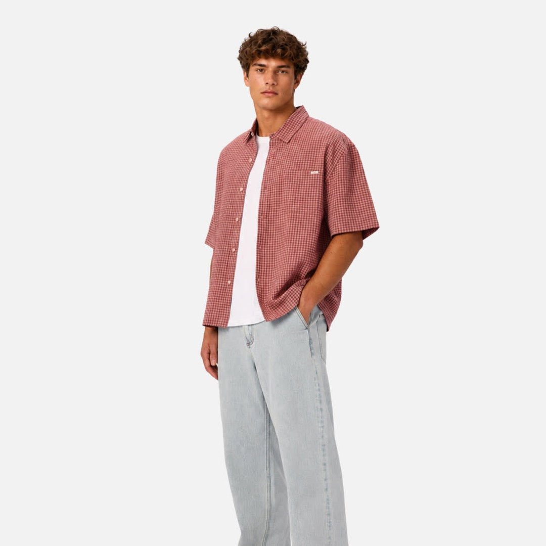 The Alves Short Sleeve Shirt | Pink / Burgundy official Industrie view 2