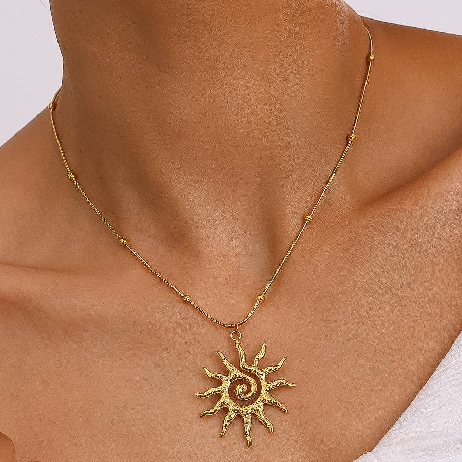 Taiyo 18K Gold Non-Tarnish Boho Sun Necklace | Yellow Gold