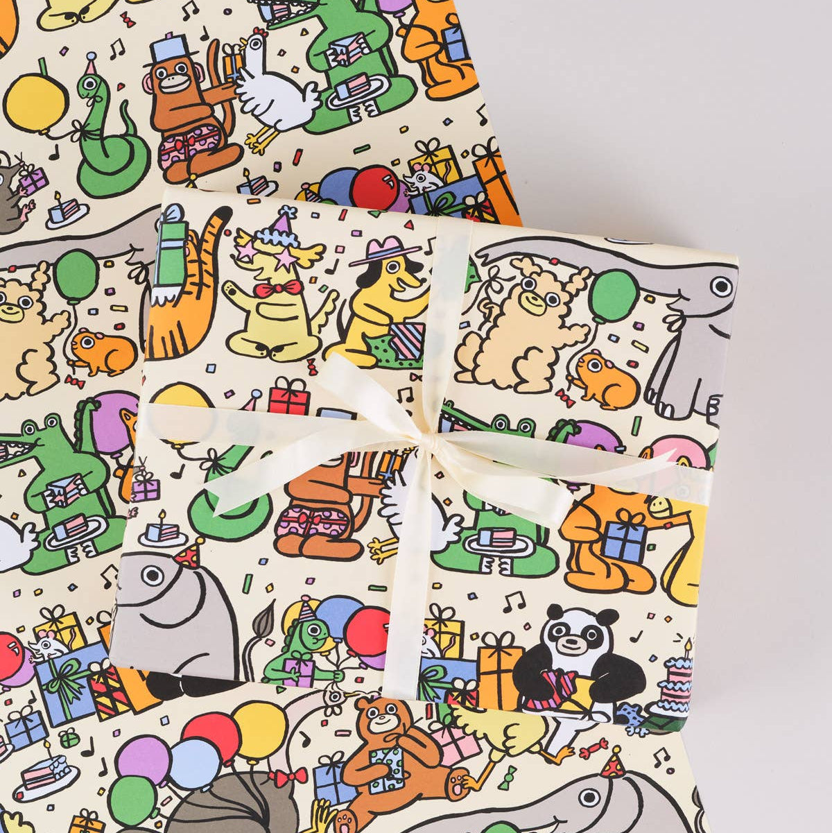 Wrapping Paper | Pass The Parcel