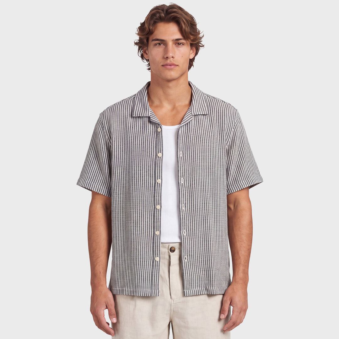 The Academy Brand Anderson Short Sleeve Shirt in Peacoat Navy/Off White, image 2