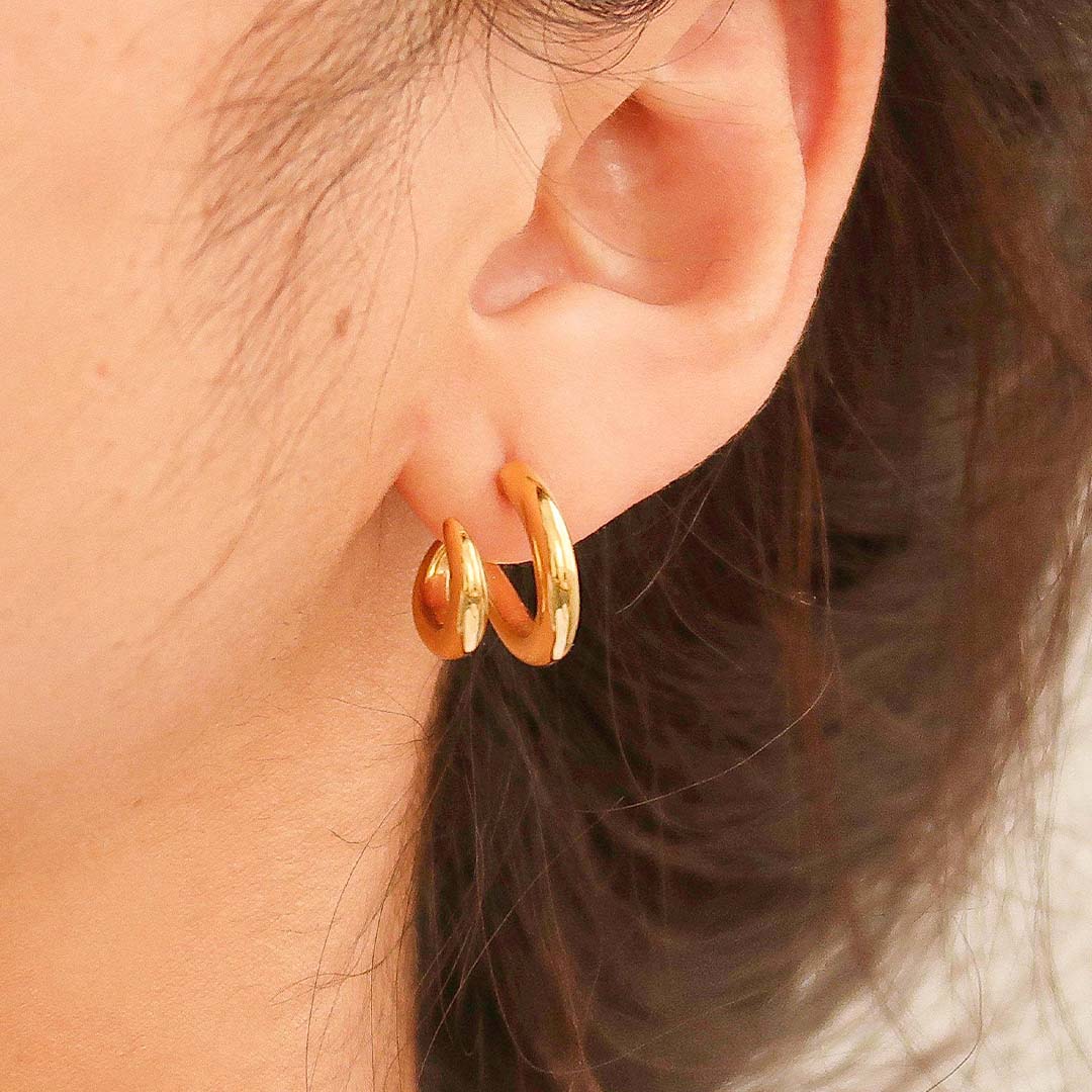 Maddison Double C Hoop Earring | Yellow Gold