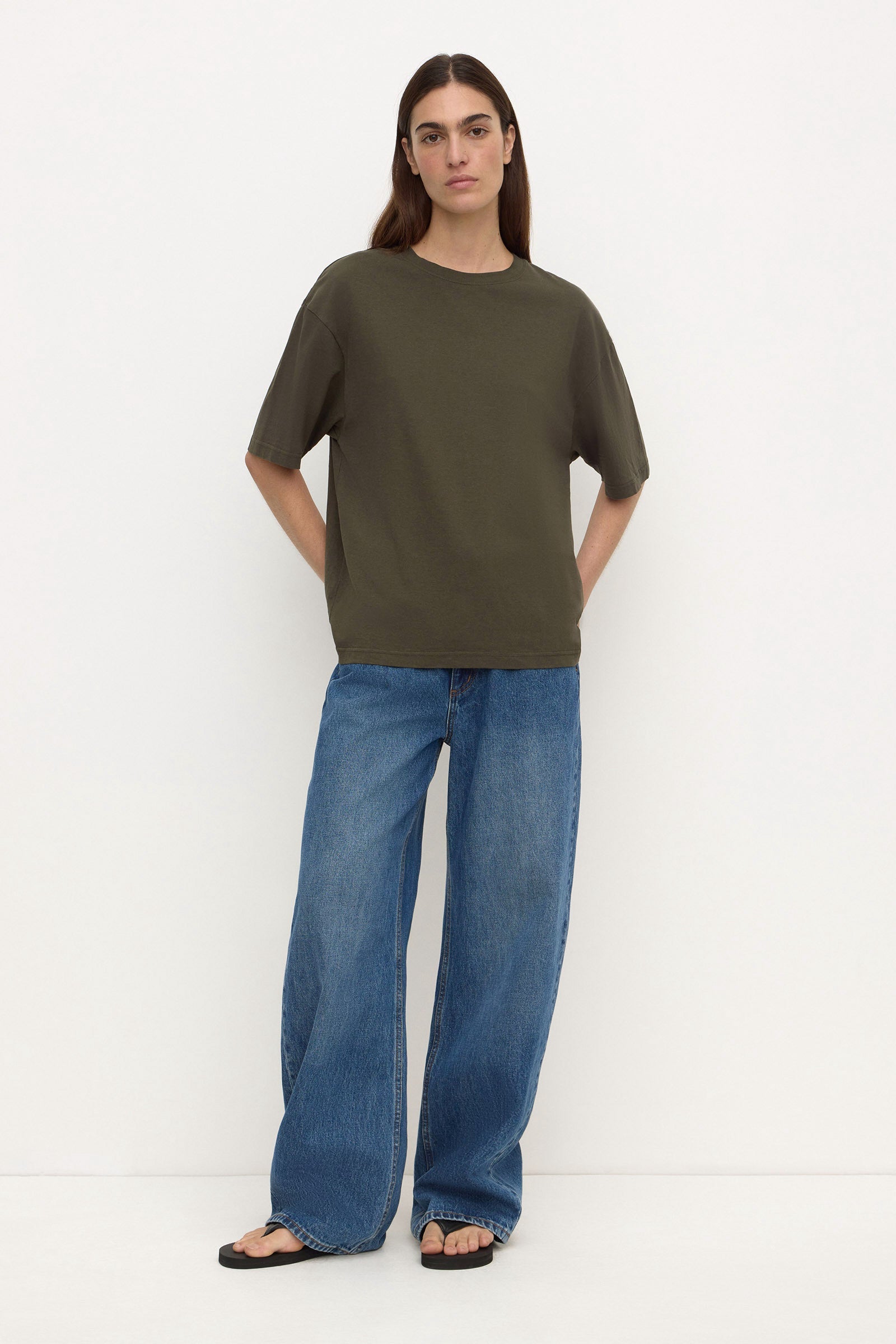 Assembly Label Kira Cotton Hemp Tee in Dark Military