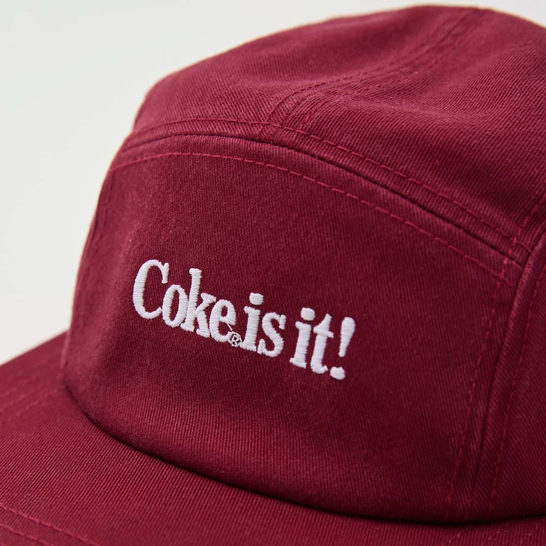 COKE IS IT! CAMPER | MAROON