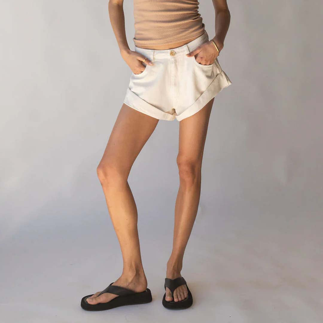 GOLDIE DENIM SHORT | CREAM