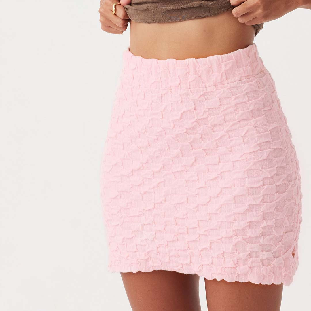 MILA TEXTURED MINI SKIRT | SOFT PINK