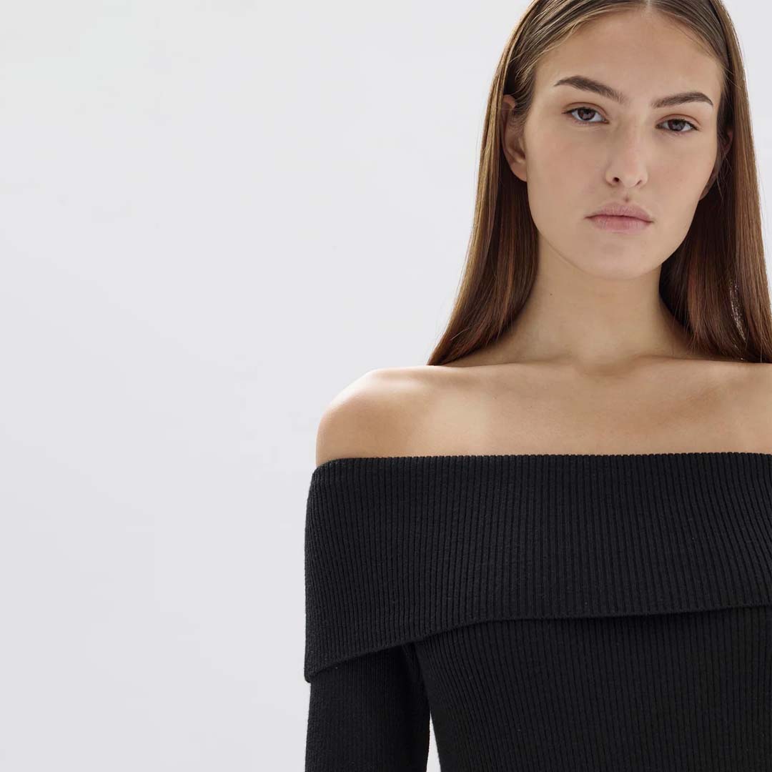 CARI OFF-SHOULDER  WOOL TOP | BLACK