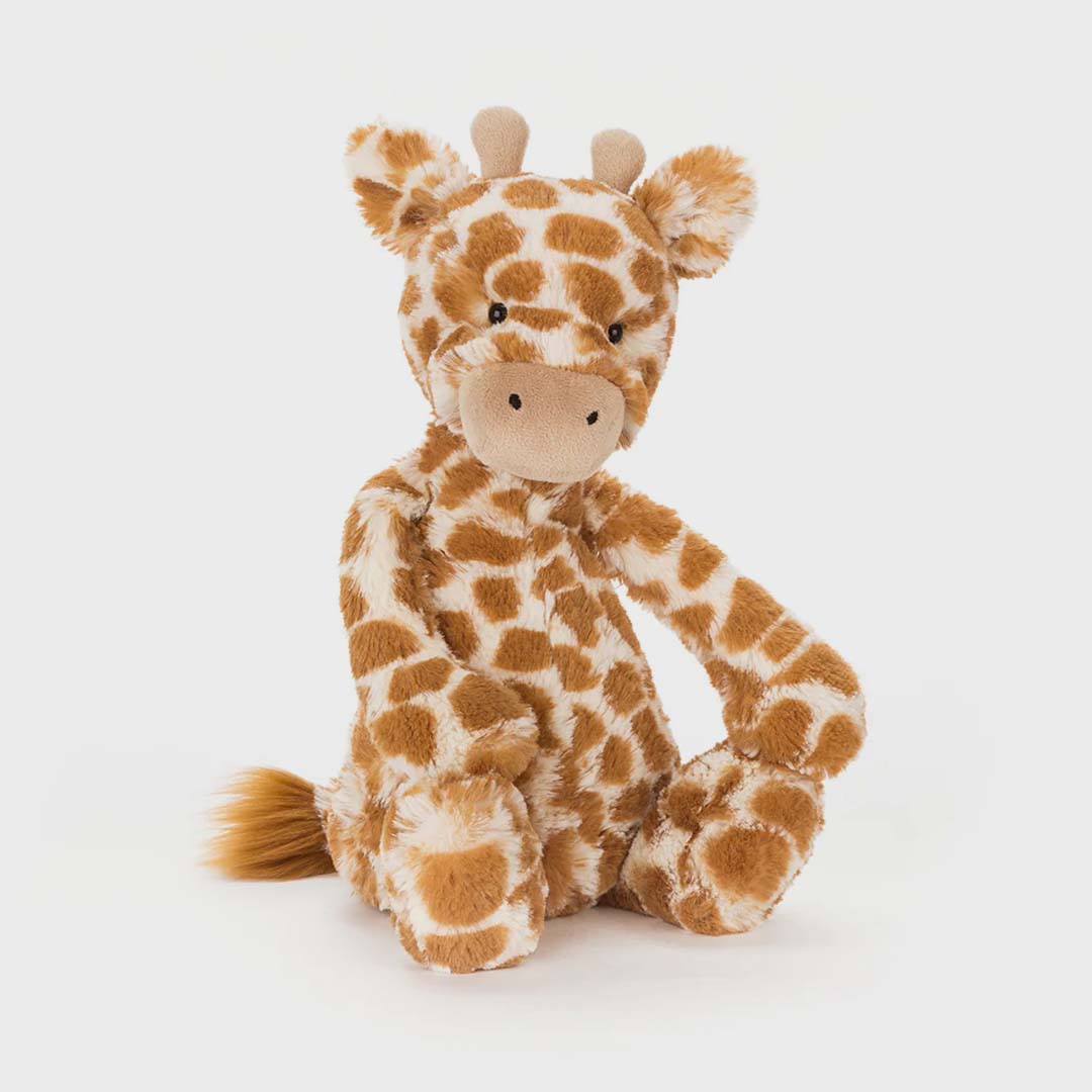 BASHFUL GIRAFFE | CHESTNUT