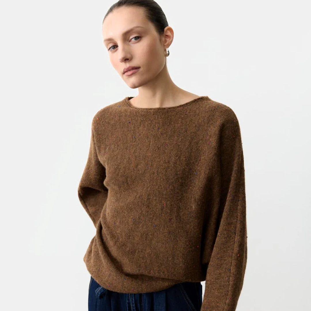 Batwing Speckle Jumper | Chocolate