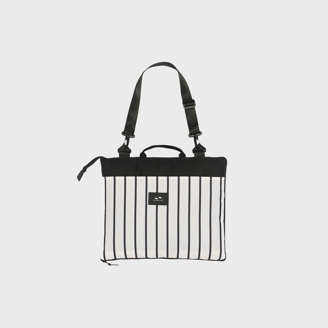 Koko Packable Picnic Blanket | Cream — product view 2