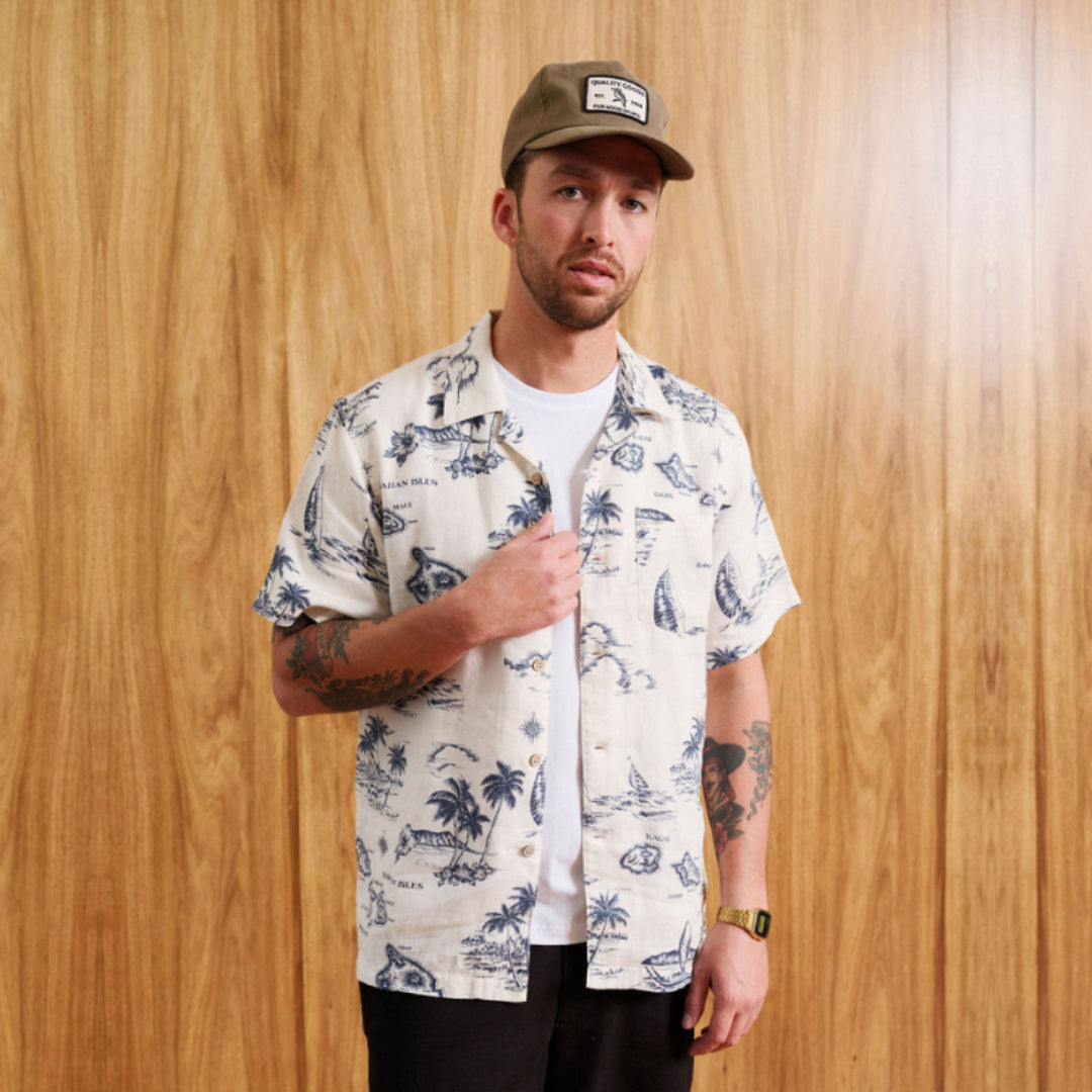 Lanai Hawaiian Short Sleeve Shirt | Vintage White — model view with original scene