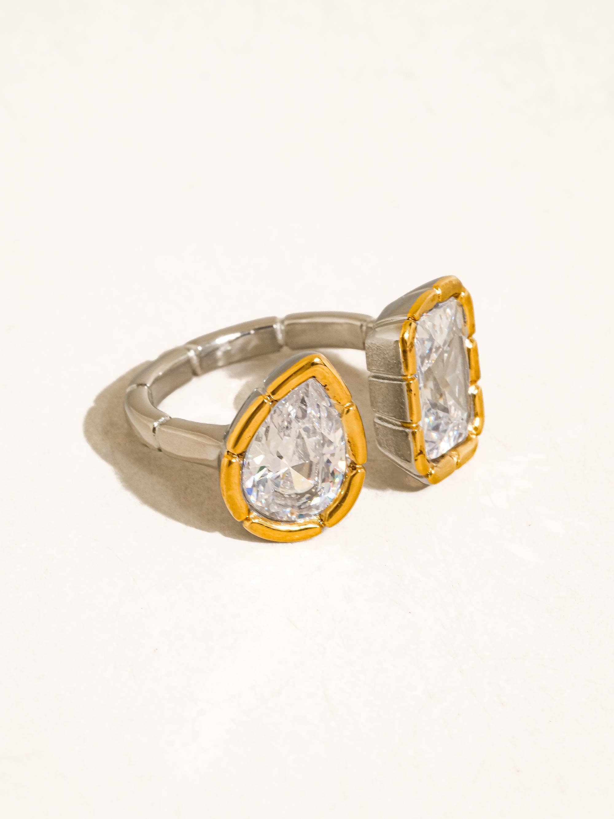 Serréa CZ Adjustable Ring | 18K Gold