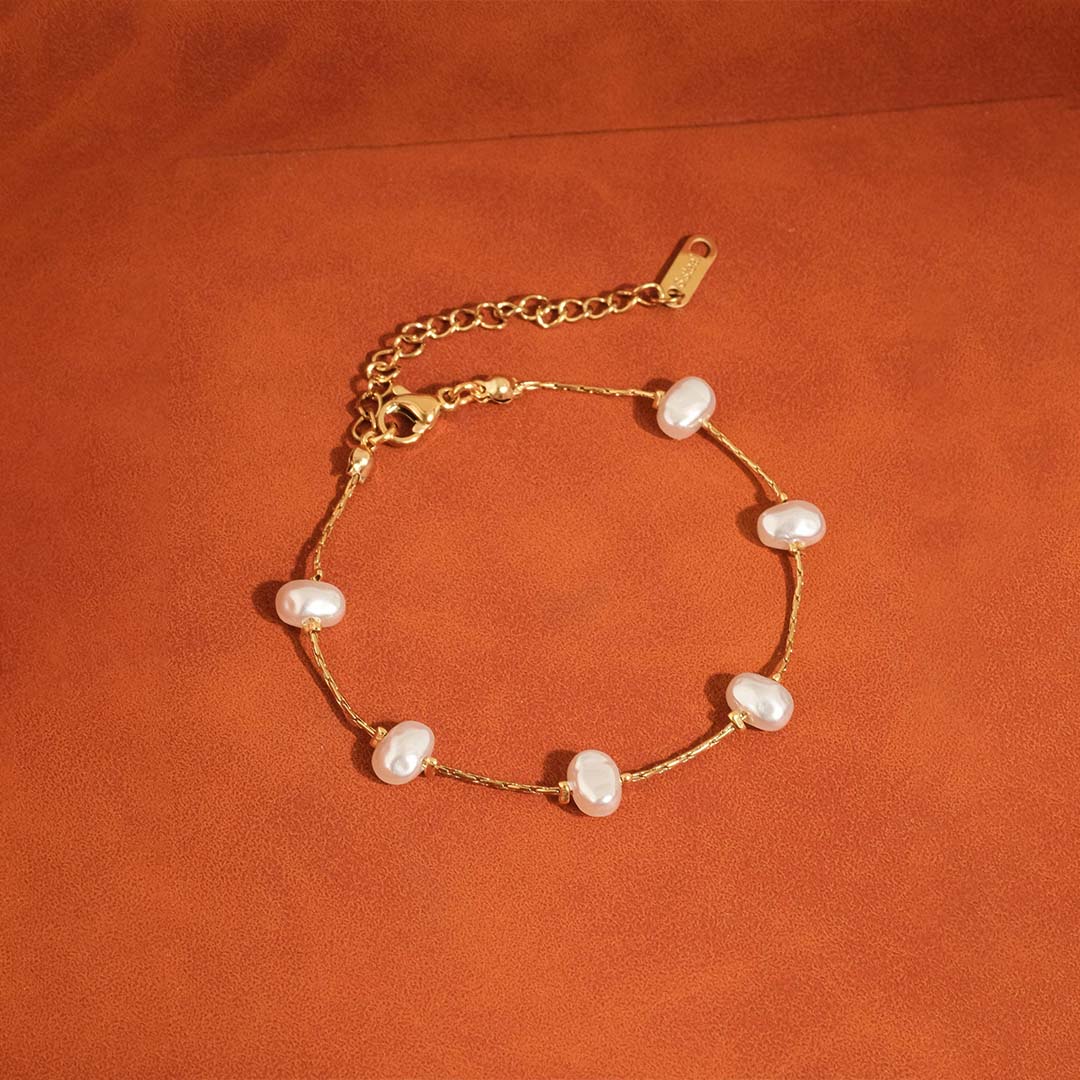 Ida Petite Pearl Bracelet| 18K Yellow Gold