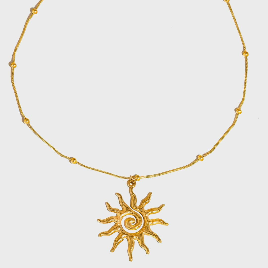 Taiyo Boho Sun Necklace | 18k Yellow Gold