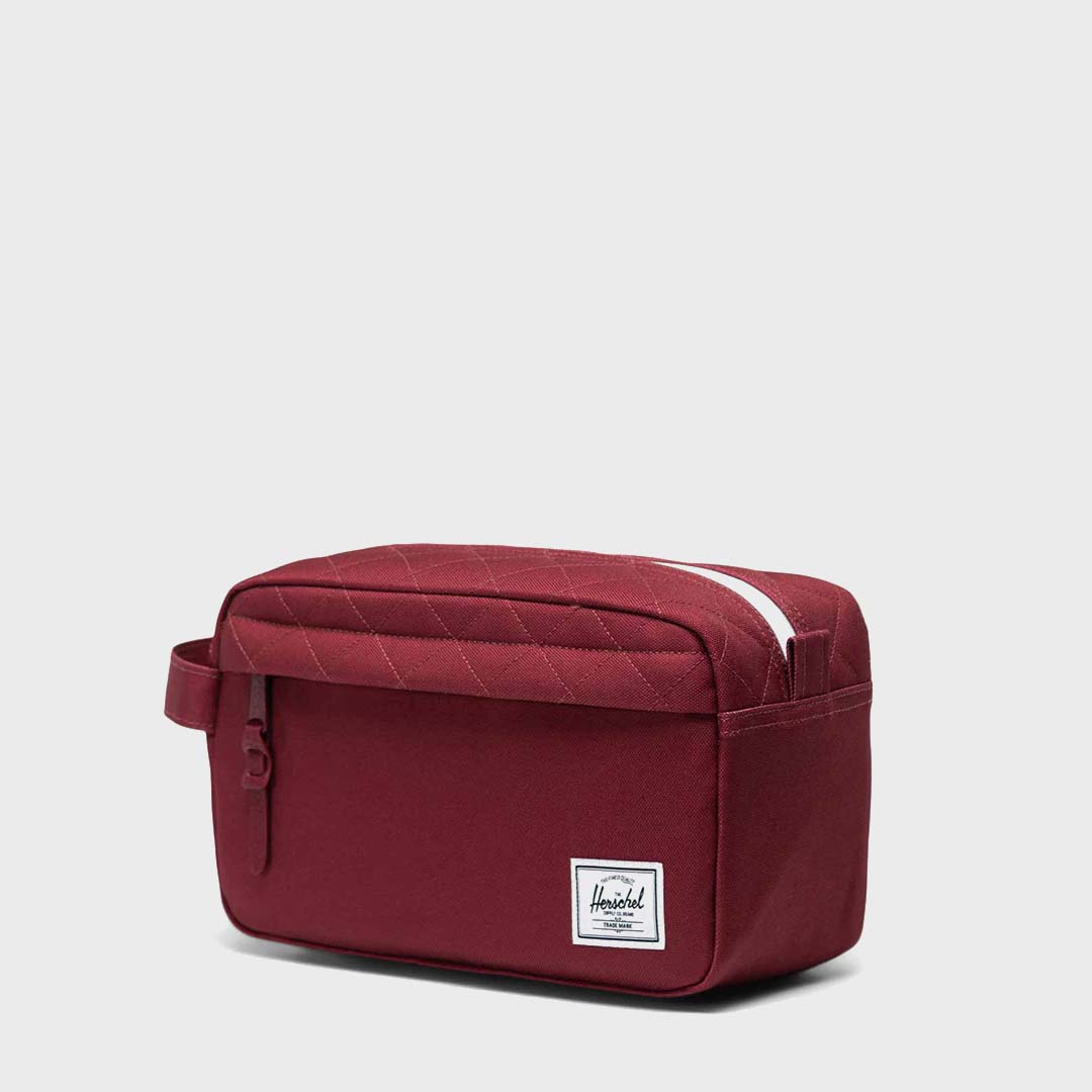 CHAPTER TRAVEL KIT | OXBLOOD RED QUILTED