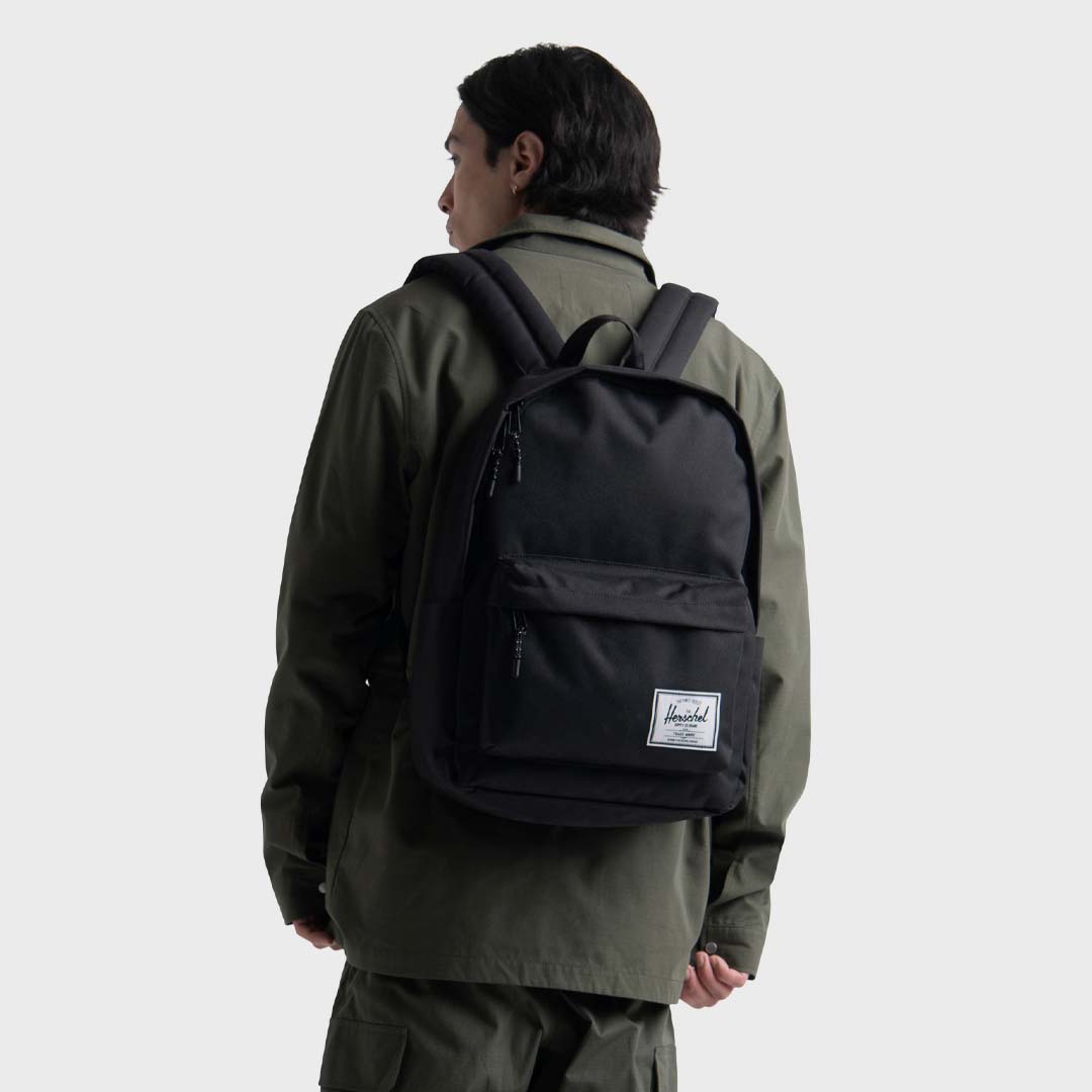 Herschel supply co classic light volume cheap black backpack