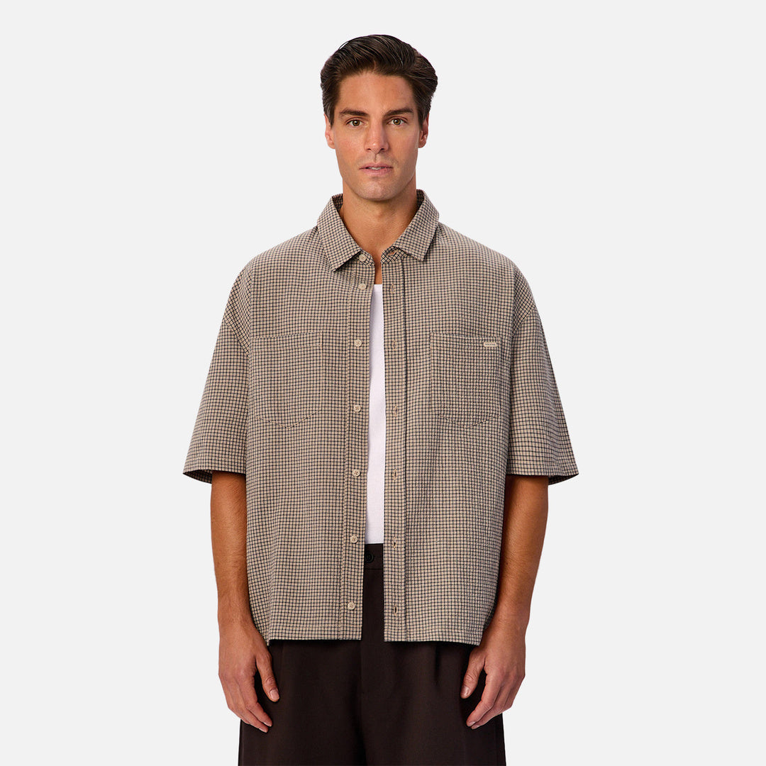 The Charlestown Short Sleeve Shirt in Taupe and Navy — official image 01
