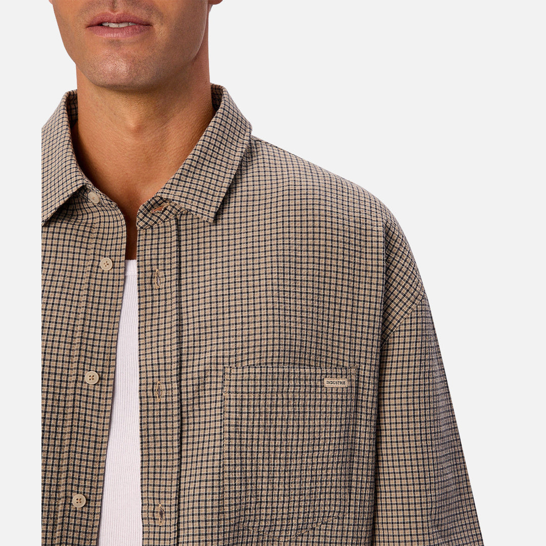 The Charlestown Short Sleeve Shirt in Taupe and Navy — official image 06