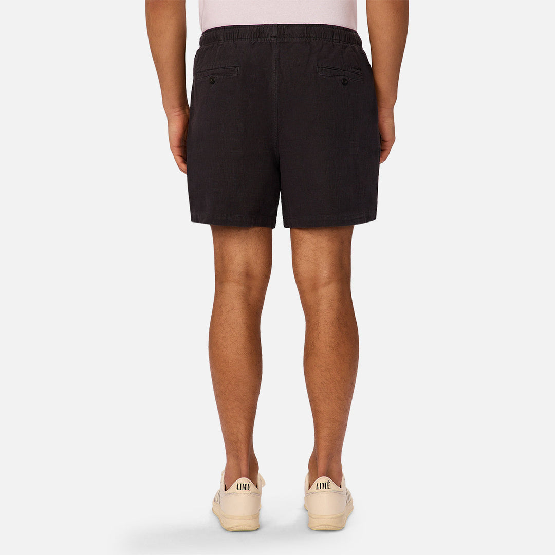 The Mallorca Short in Dark Navy — official image 04