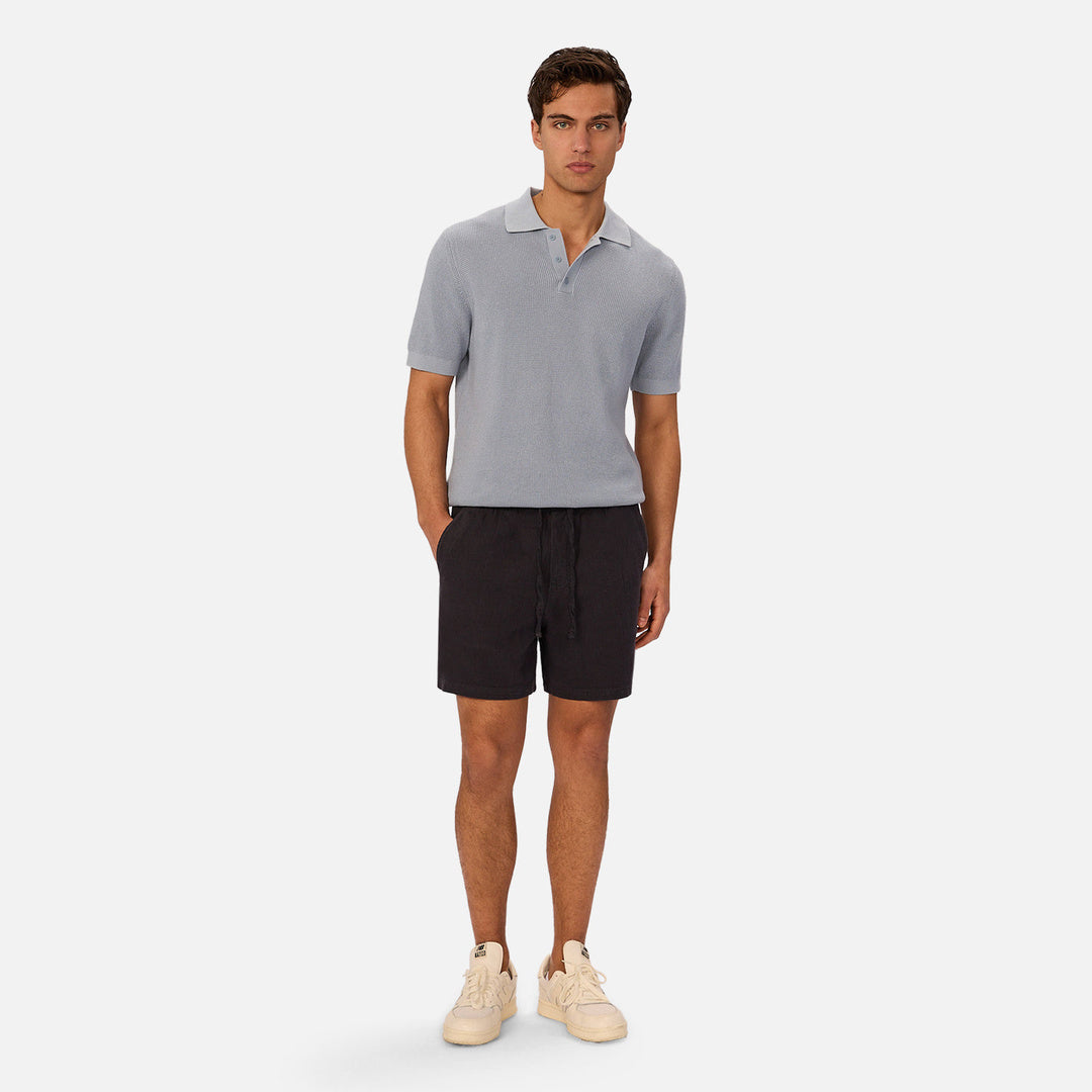 The Mallorca Short in Dark Navy — official image 08
