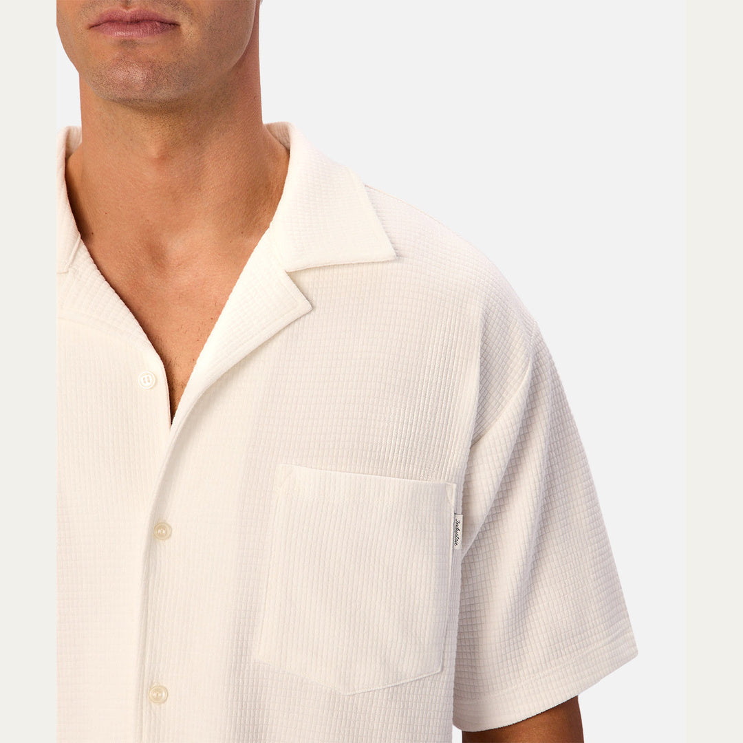 The Santiago Knitted Short Sleeve Shirt in Off White — official image 06