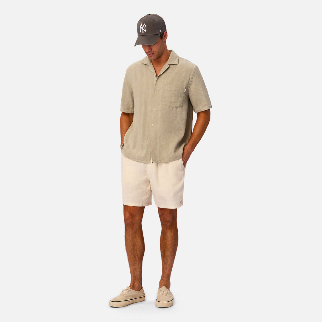 The San Bernado Short Sleeve Shirt in Basil 27 — official image 02