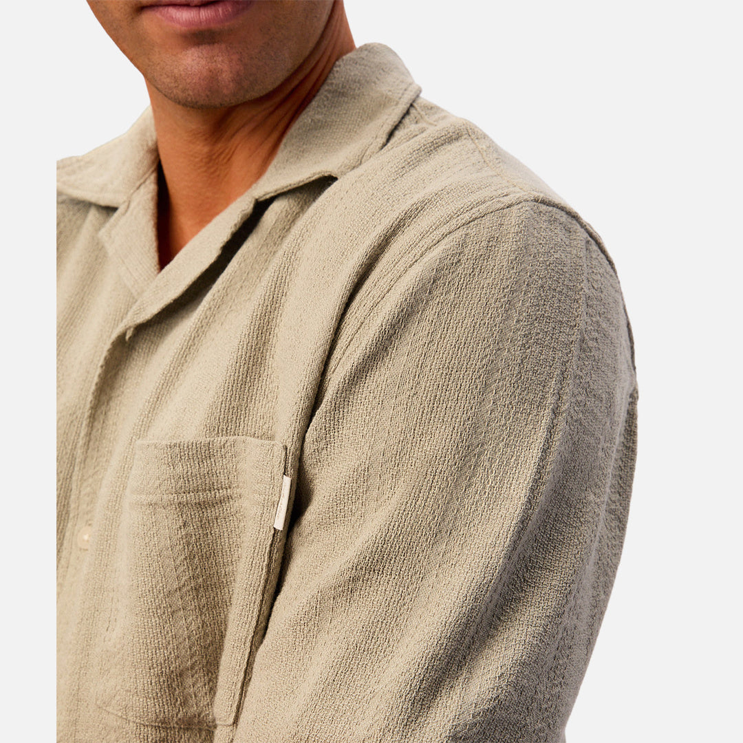 The San Bernado Short Sleeve Shirt in Basil 27 — official image 07