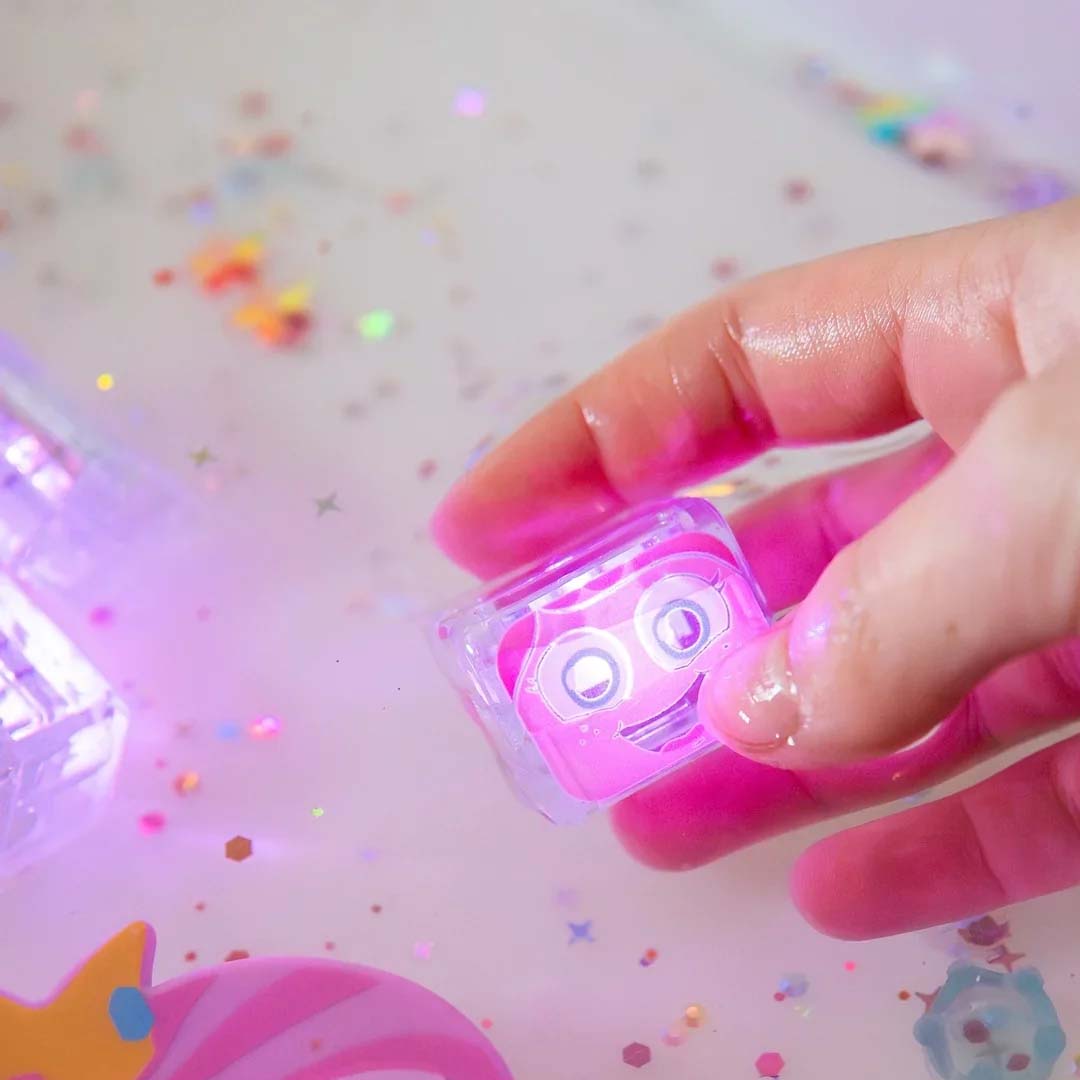 Princess Ida Light-Up Cubes