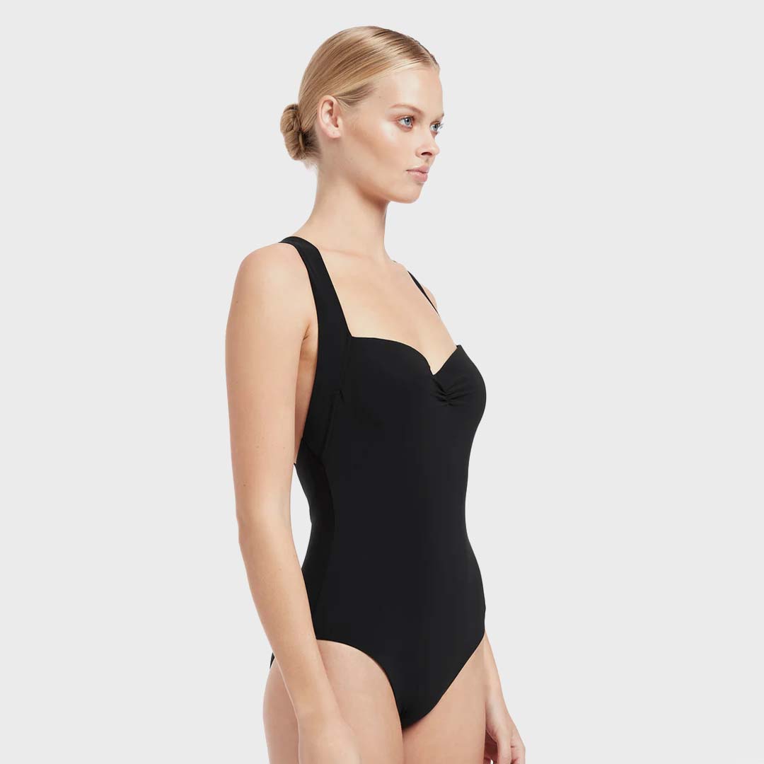 INFINITY ONE PIECE | BLACK