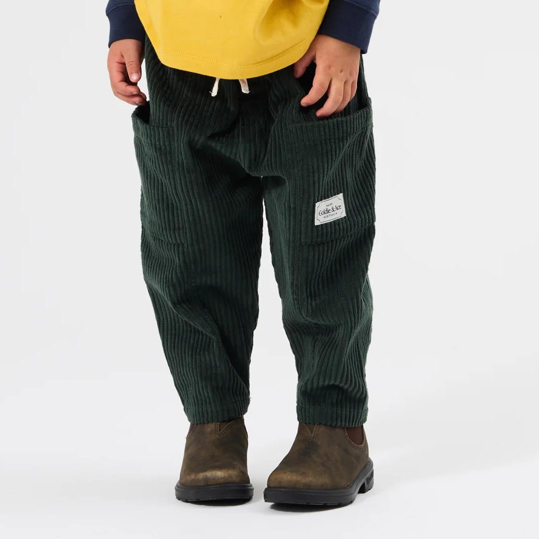 Kit Corduroy Pocket Pant | Moss