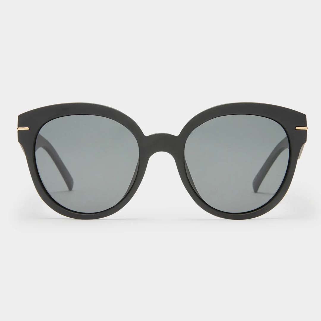 CAPACIOUS | MATTE BLACK