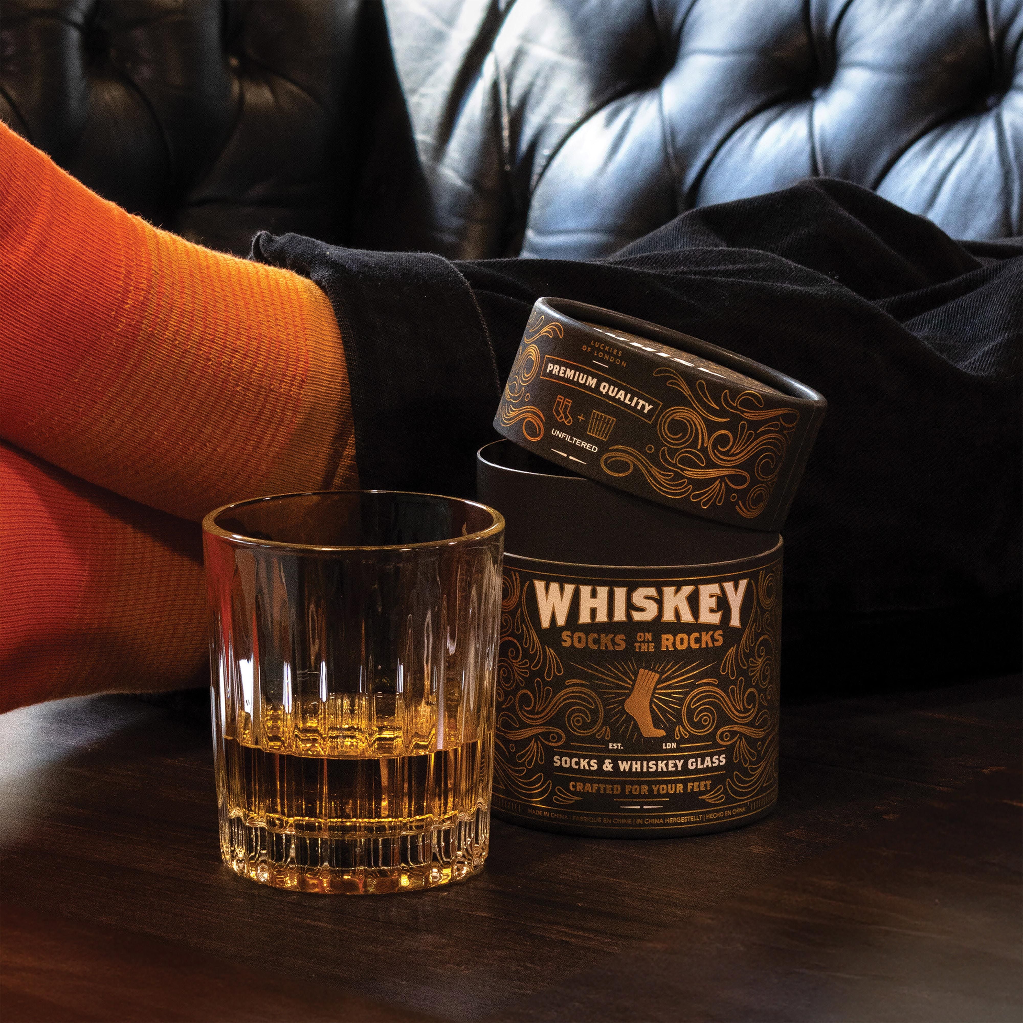 WHISKY SOCKS ON THE ROCKS