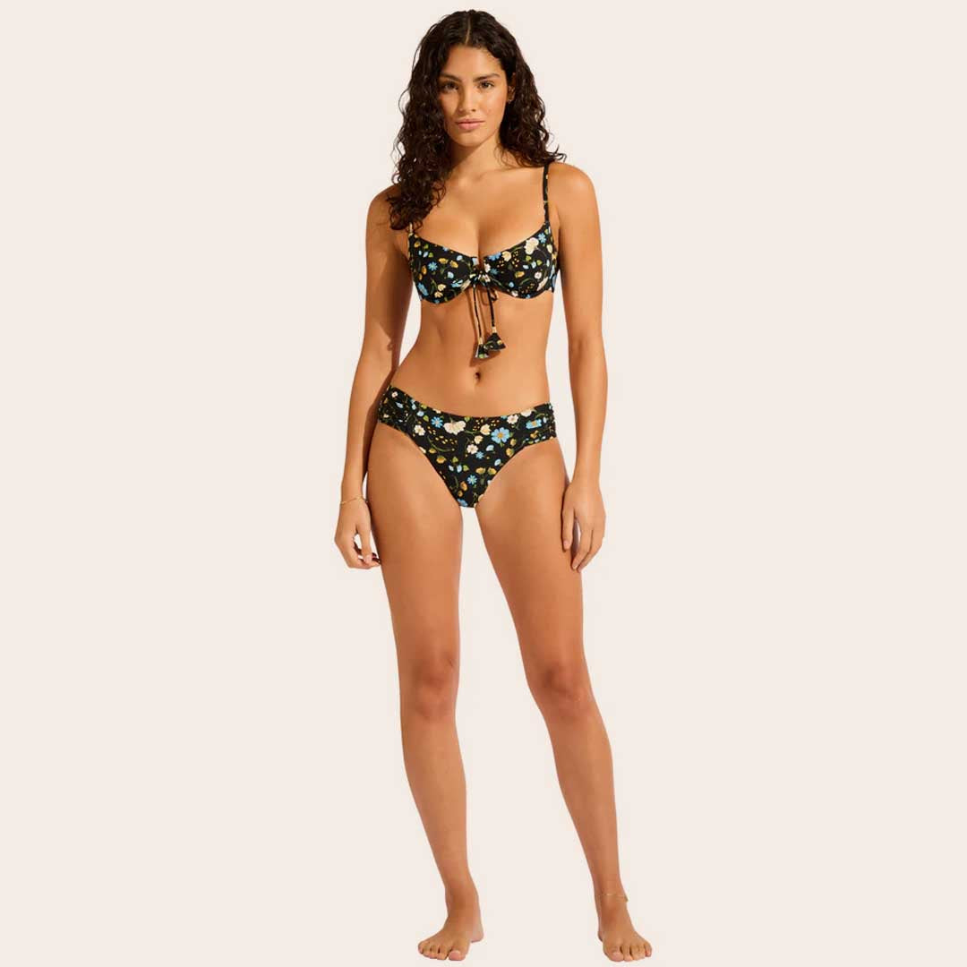 Modern Romance Ruched Side Retro Pant | Black